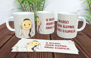 W miłości jeden ślepnie, drugi głupieje.